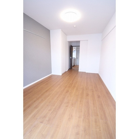 居室・リビング　※別部屋参考写真