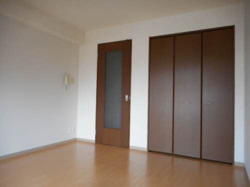 居室・リビング　7.4帖の洋室♪