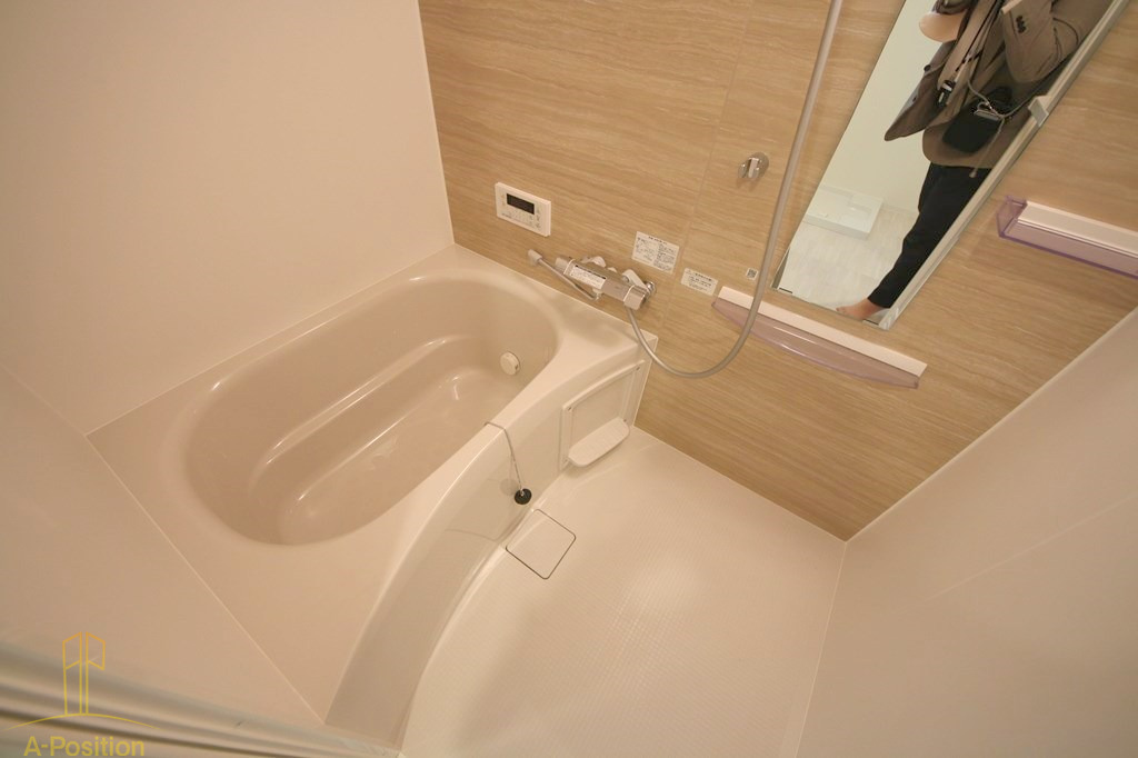 バス・シャワールーム　シーズンフラッツ新町