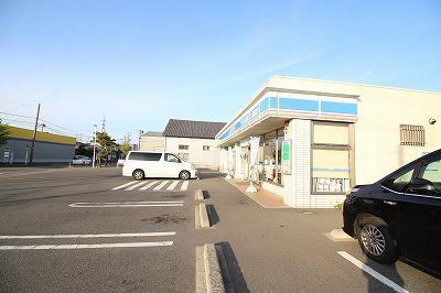 コンビニ　ローソン新潟南紫竹1丁目店（コンビニ）まで94m