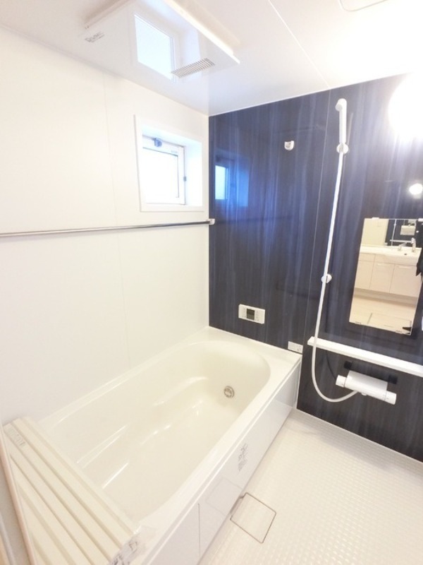 バス・シャワールーム　図面と現状に相違がある場合には現状を優先