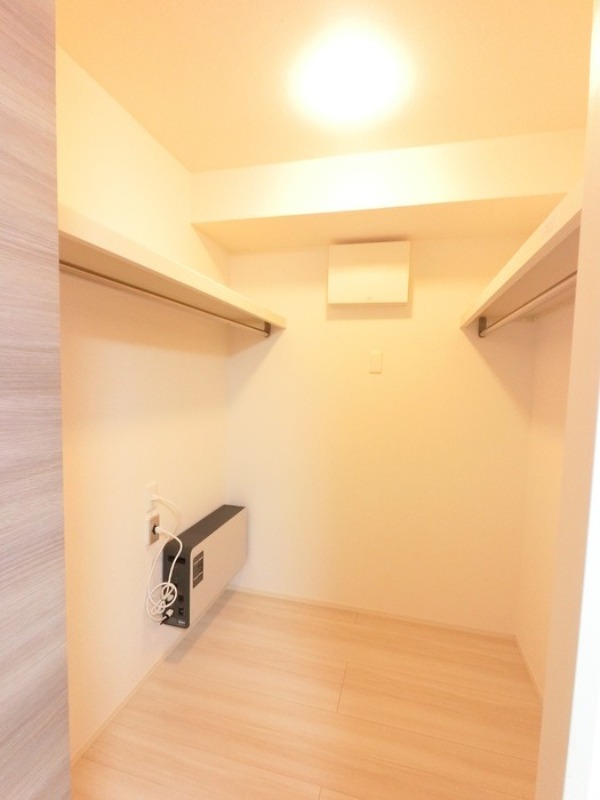 収納　図面と現状に相違がある場合には現状を優先