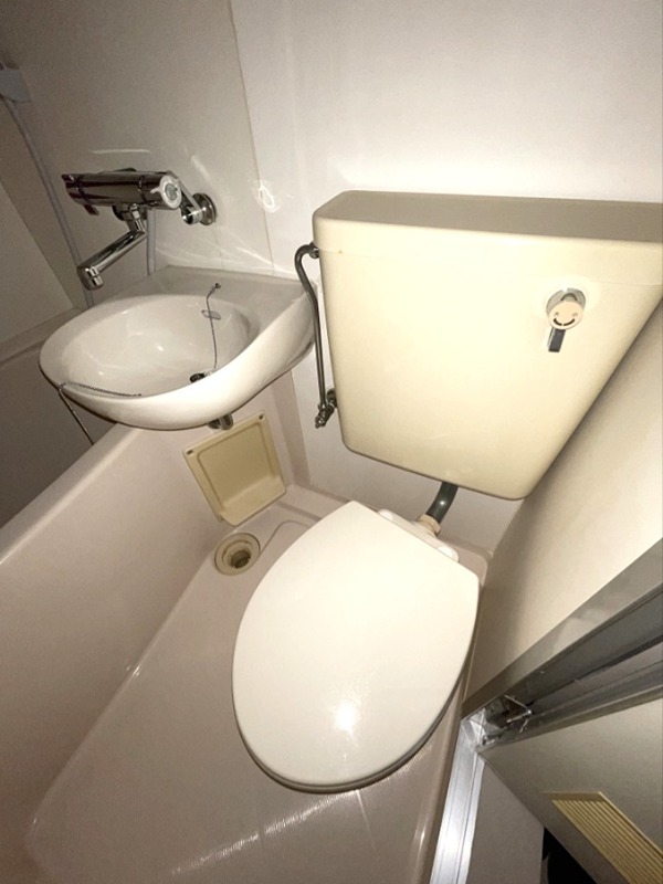 トイレ　別部屋参考