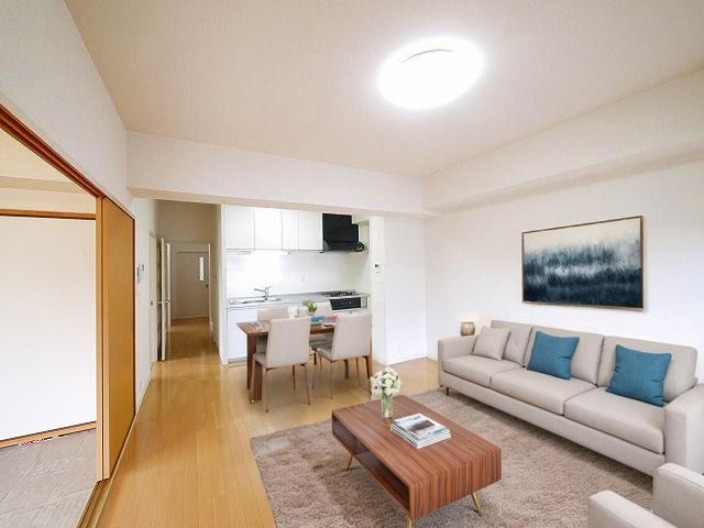 居室・リビング　CGで家具等を配置したもので家具等は含まれません。