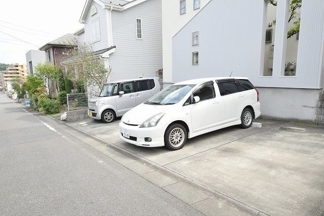 駐車場　★敷地内駐車場はこちら★