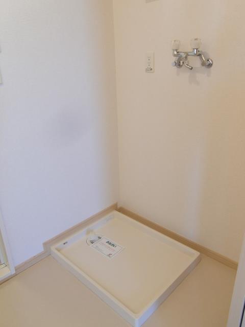 バルコニー　洗濯機置場