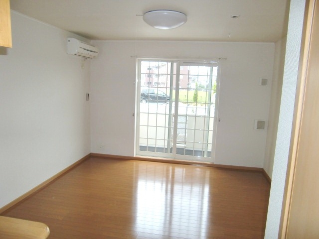 居室・リビング　別棟別部屋(参考)