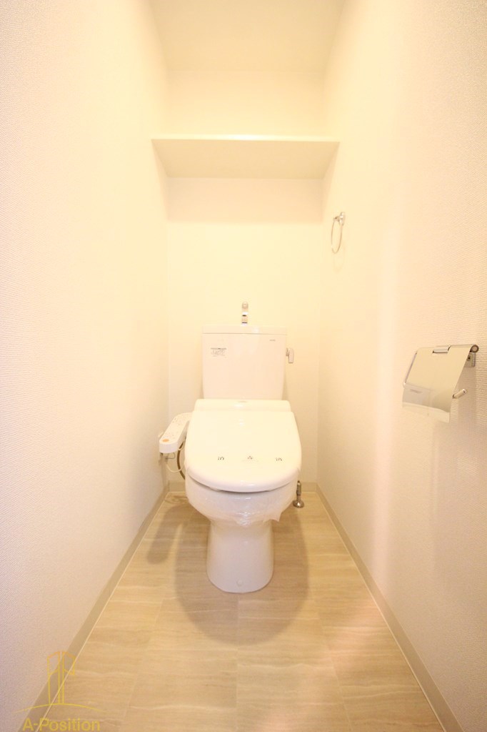 トイレ　レジュールアッシュ大阪城北