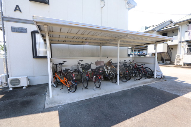 その他共有部分　☆屋根付駐輪場☆