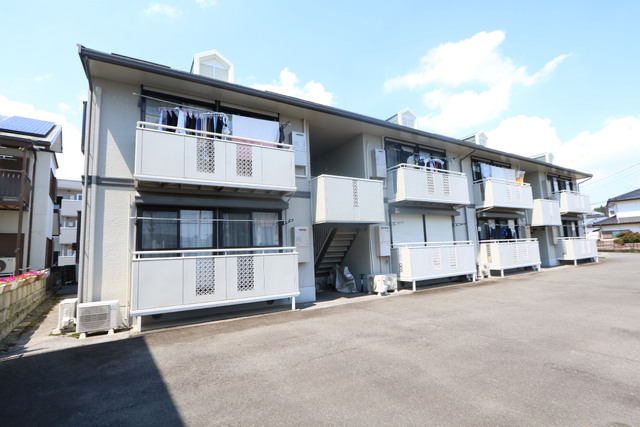 建物外観　☆鶴田駅まで徒歩３分☆