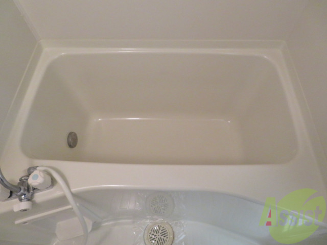 バス・シャワールーム　疲れた時はゆっくり湯船につかってみてはいかがでしょうか。