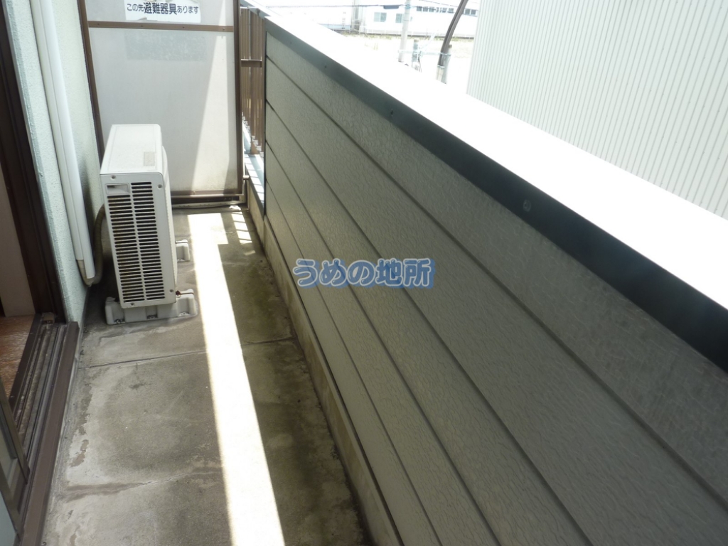 バルコニー　P1540488　ロゴ圧縮済