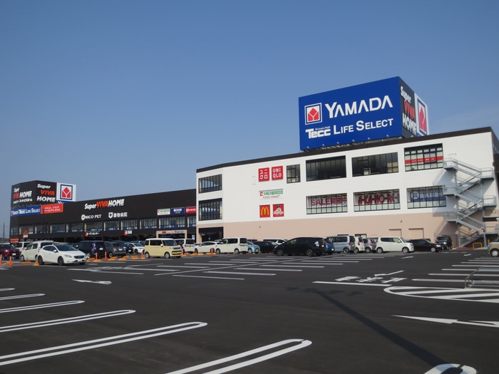 ショッピングセンター　ビバモール（ショッピングセンター）まで1140m