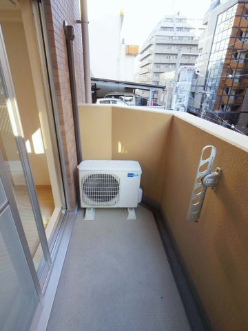 バルコニー　ヴィラタワー谷町