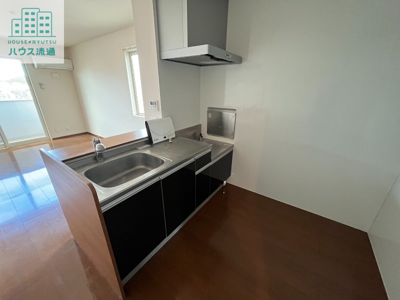 キッチン　※反転タイプのお写真です