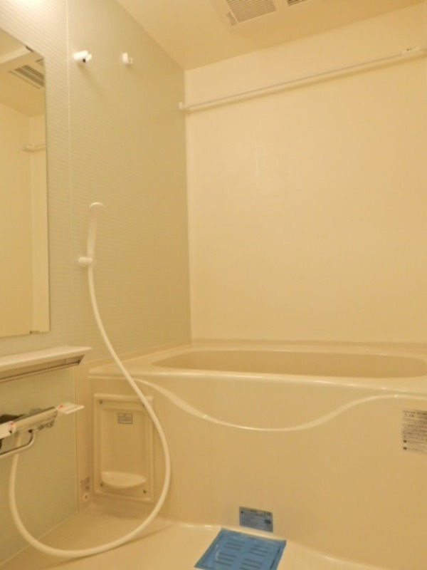 バス・シャワールーム　図面と現状に相違がある場合には現状を優先