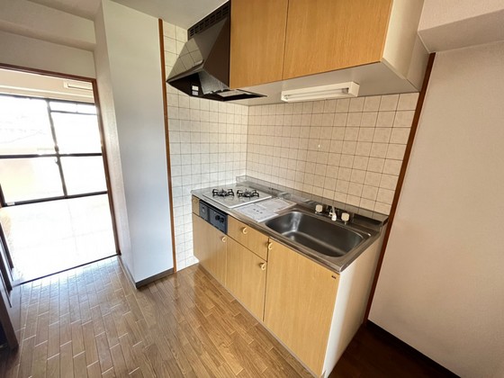 キッチン　※別部屋の写真です