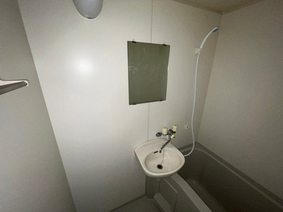 洗面設備　※別部屋の写真です