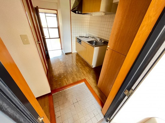 玄関　※別部屋の写真です