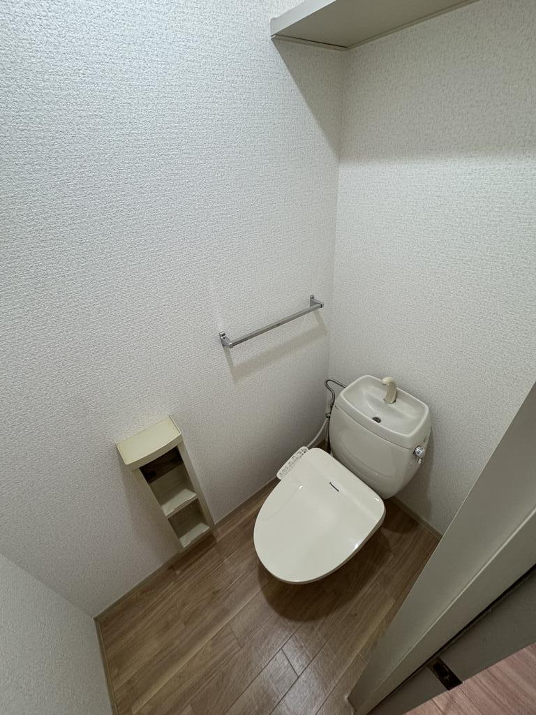 トイレ　ウォシュレット完備