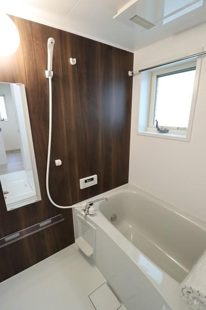 バス・シャワールーム　追焚・浴室換気乾燥機付バスルーム