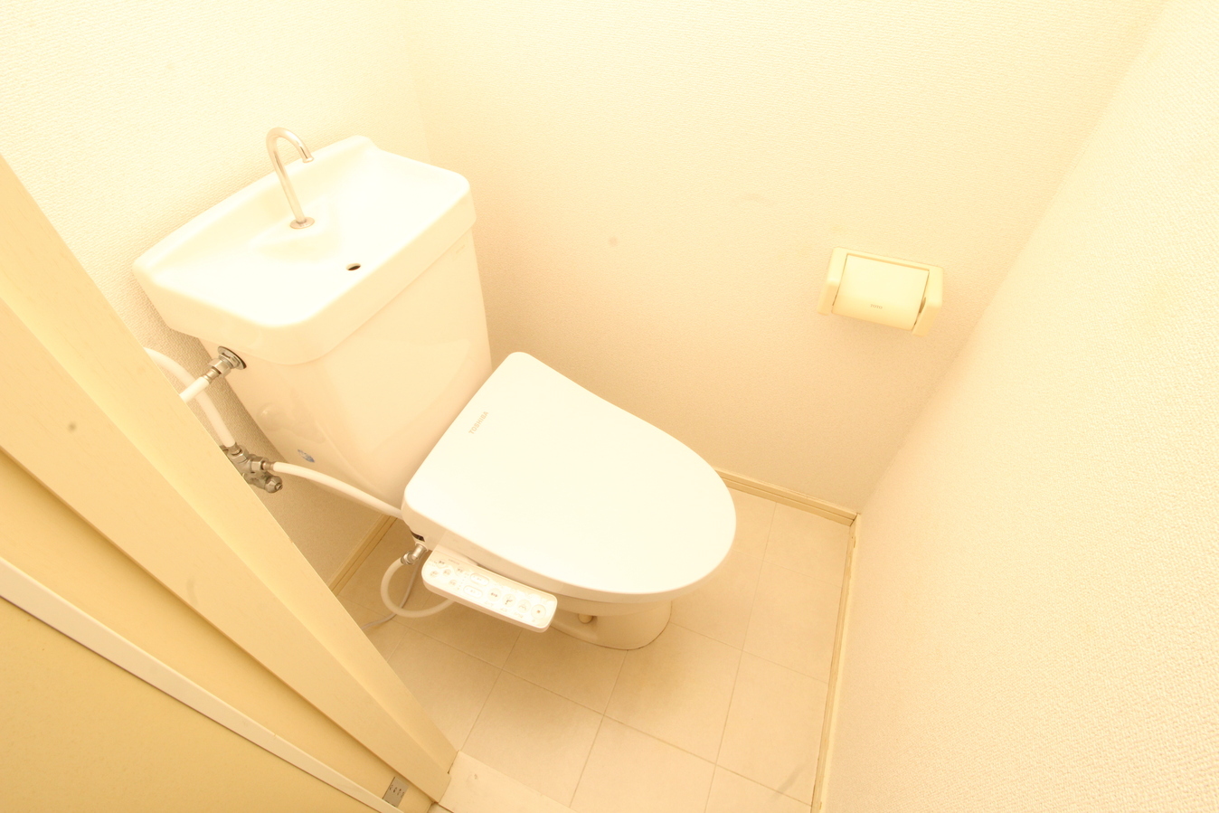 トイレ　☆温水洗浄便座付き☆