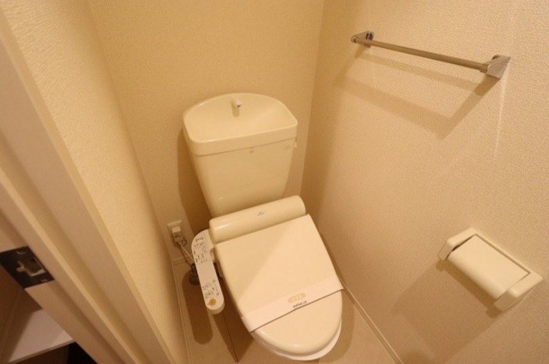 トイレ　図面と現状に相違がある場合には現状を優先