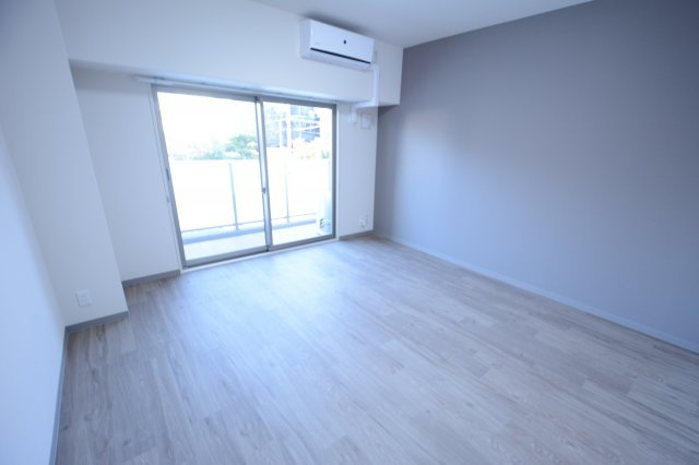 居室・リビング　エアコン付きで初期費用を抑えられます☆