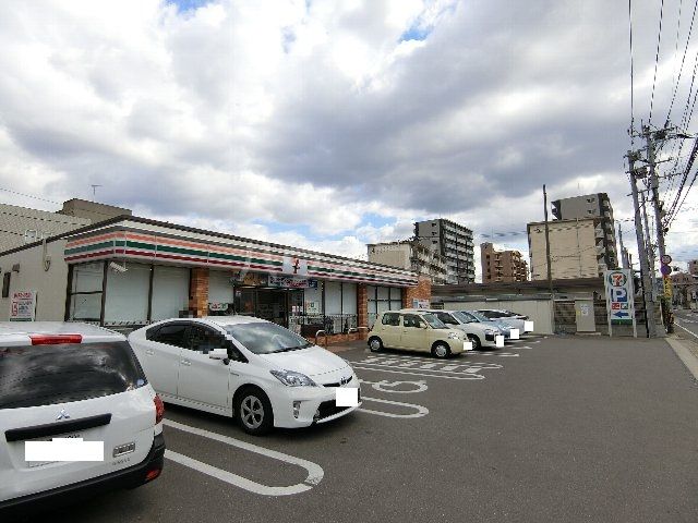 コンビニ　セブンイレブン 博多東光2丁目店（コンビニ）まで571m