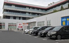 ドラックストア　ハックドラッグ鶴見下野谷店（ドラッグストア）まで230m