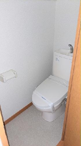 トイレ　現況優先。設備・仕様は現地と異なる場合あります。