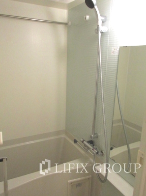 バス・シャワールーム　風呂