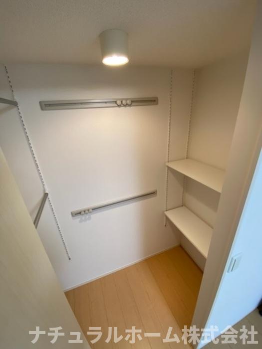 収納　北洋室クローゼット