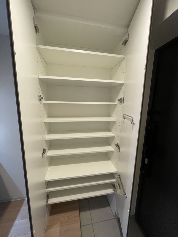 玄関　SYFORME KOMAGOMEII　 豊島区駒込6