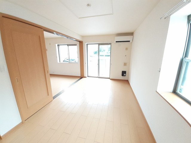 居室・リビング　おしゃれな居間です