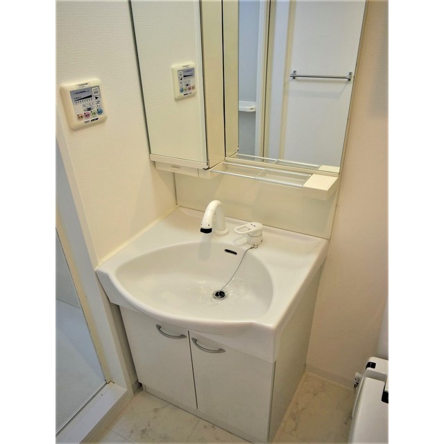 洗面設備　広い洗面スペース