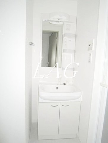 洗面設備　洗面台です。