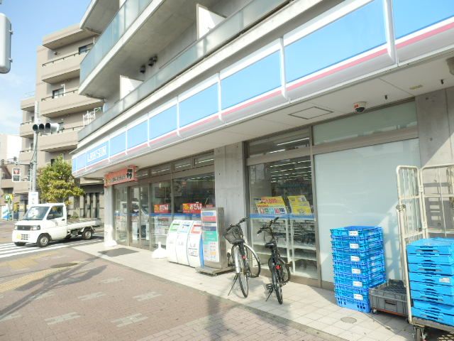 コンビニ　ローソン蒲田三丁目店（コンビニ）まで152m
