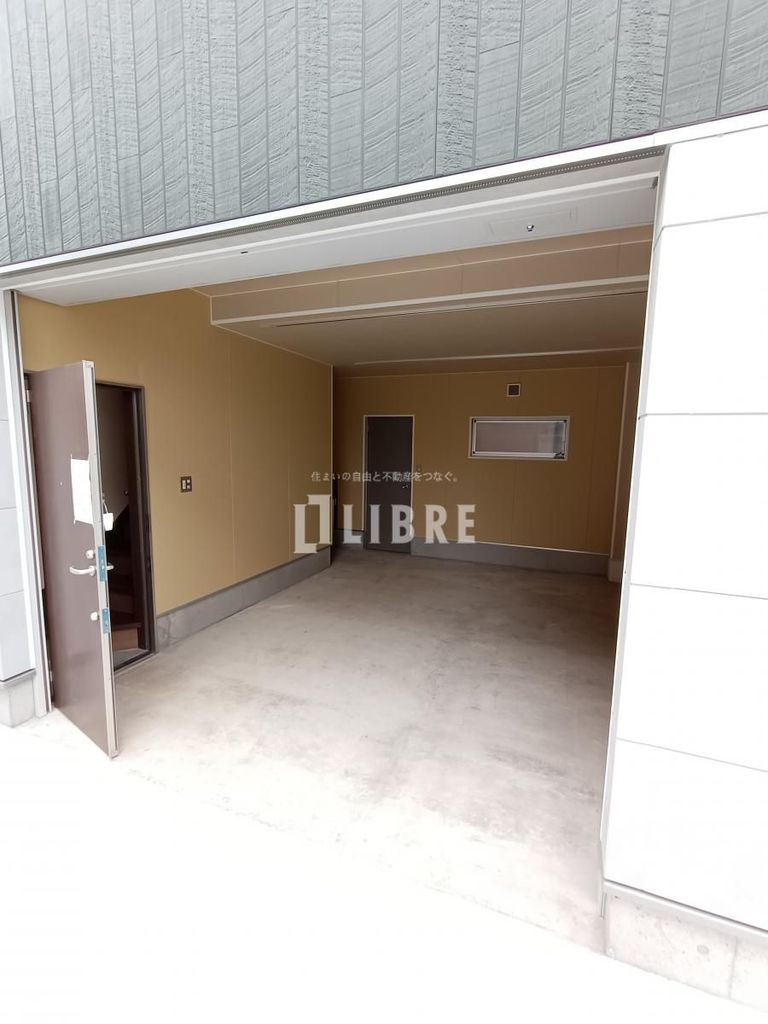 エントランス　エントランス