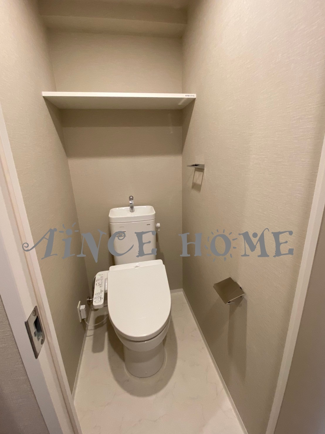 トイレ　同シリーズ参考写真