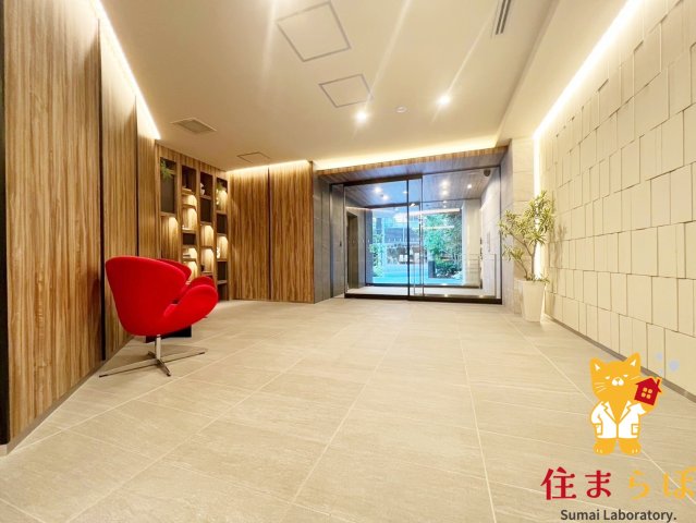 ロビー　「暮らしの設計図は、ここから始まります。」