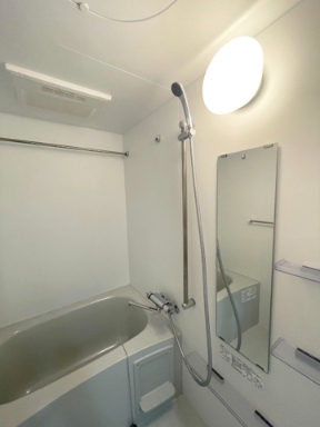 バス・シャワールーム　浴室