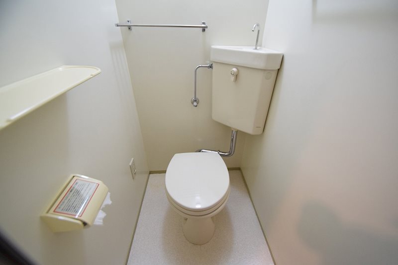 トイレ　別部屋参考