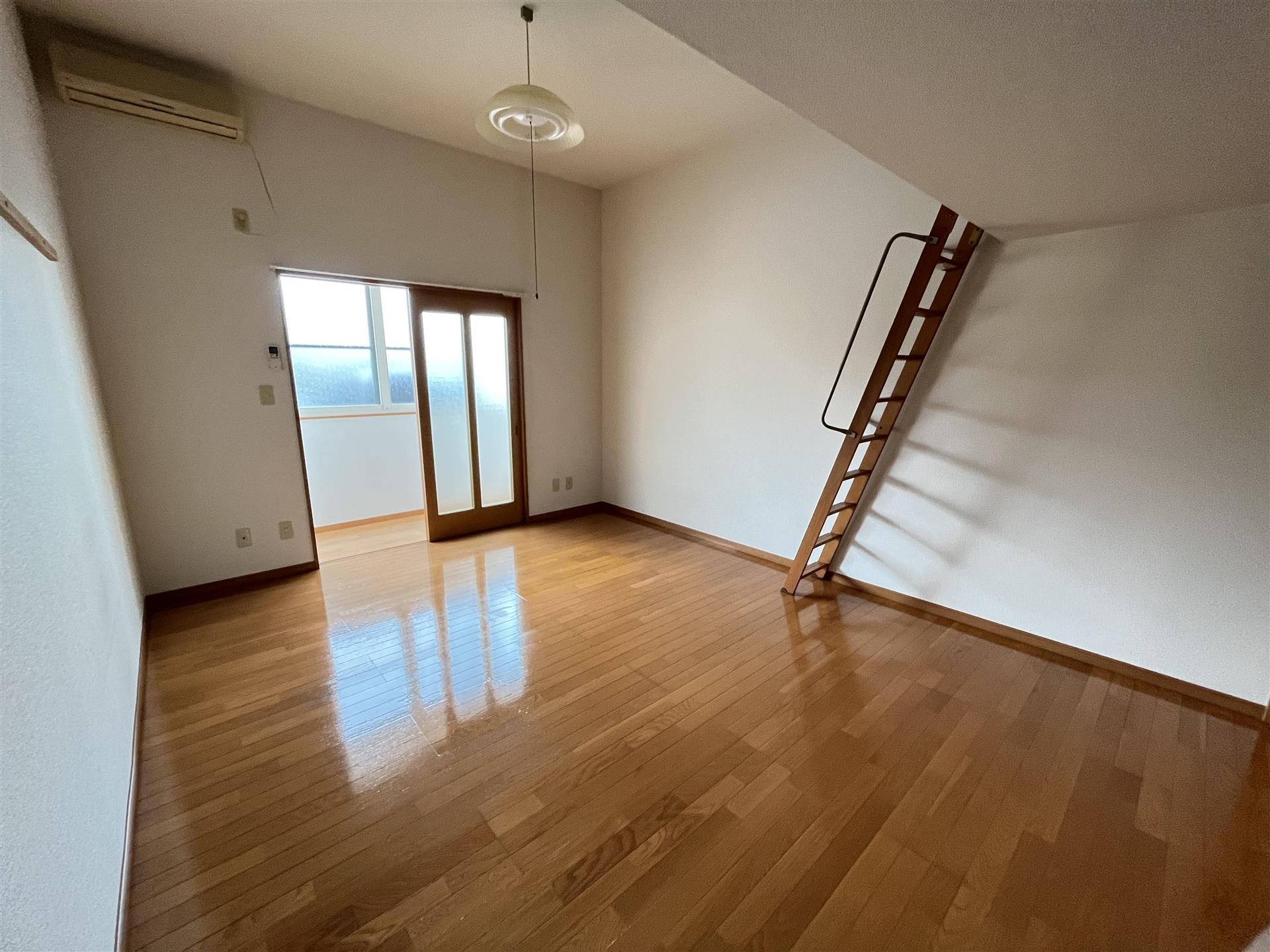 居室・リビング　洋室