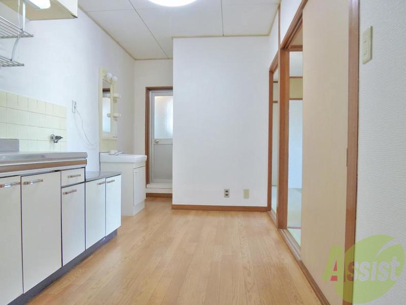 居室・リビング　明るく、使いやすそうなリビングです。