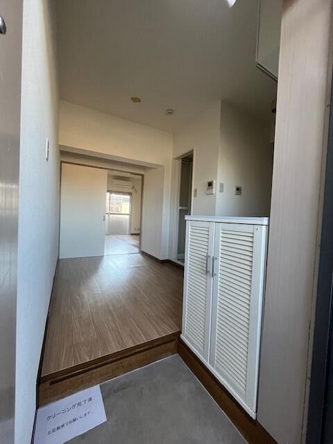 玄関　シューズボックス完備