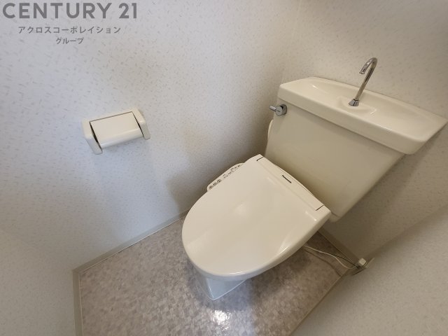 トイレ　ウォシュレット付きのトイレです♪