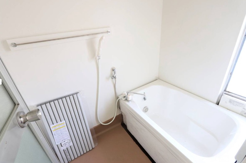 バス・シャワールーム　同物件別部屋イメージ