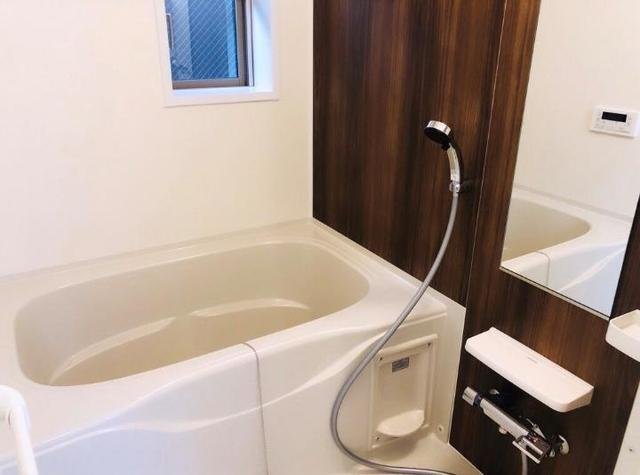 バス・シャワールーム　お風呂で日々の疲れを落としましょう