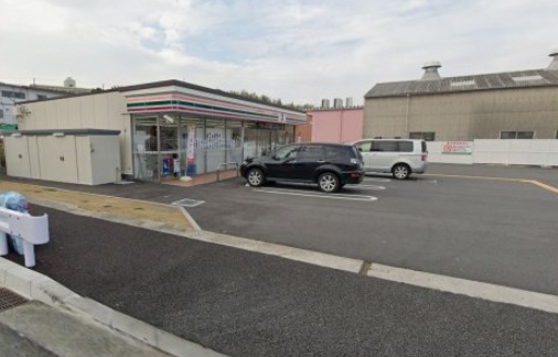 コンビニ　セブンイレブン 神戸垂水塩屋北店（コンビニ）まで975m